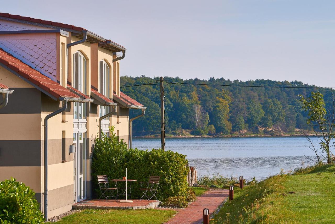 Hotel Nautilus Putbus Exterior photo