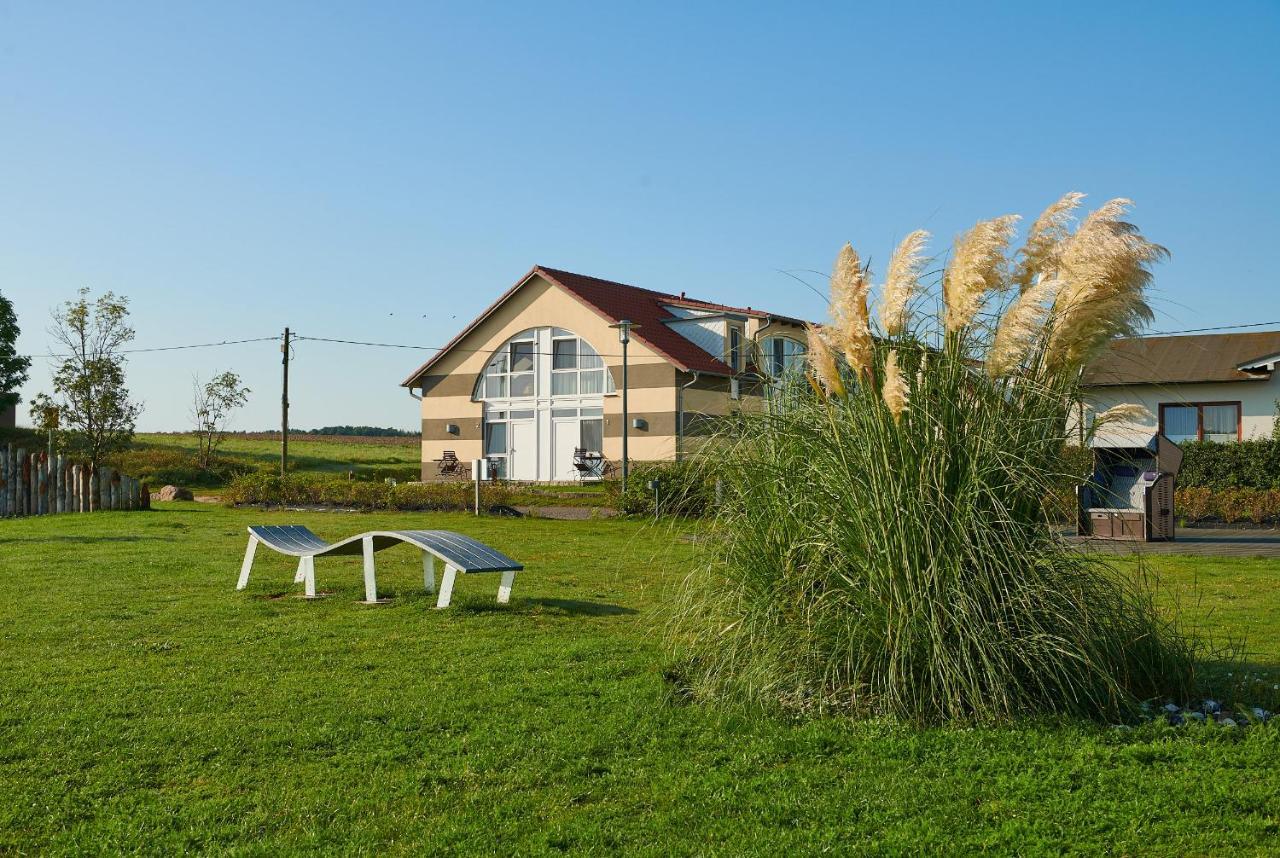 Hotel Nautilus Putbus Exterior photo