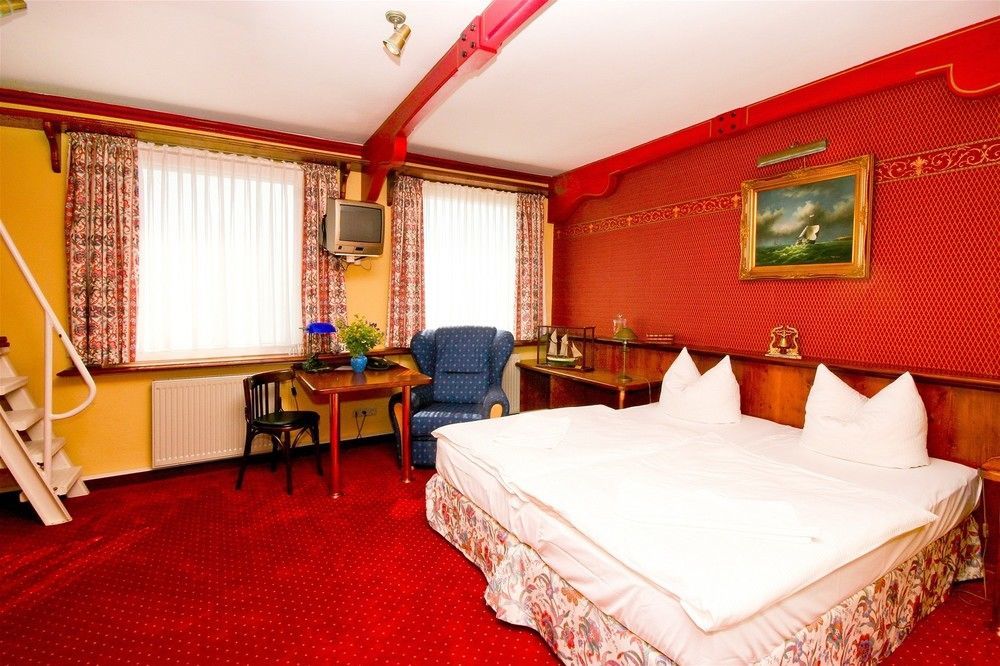 Hotel Nautilus Putbus Exterior photo